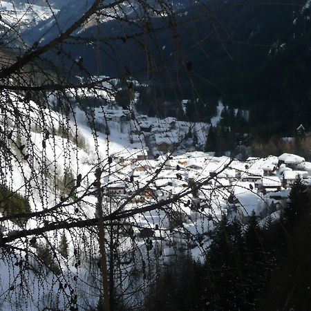 Hotel Garni Ai Serrai روكا بييتوري المظهر الخارجي الصورة