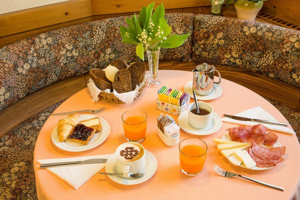 Hotel Garni Ai Serrai روكا بييتوري المظهر الخارجي الصورة