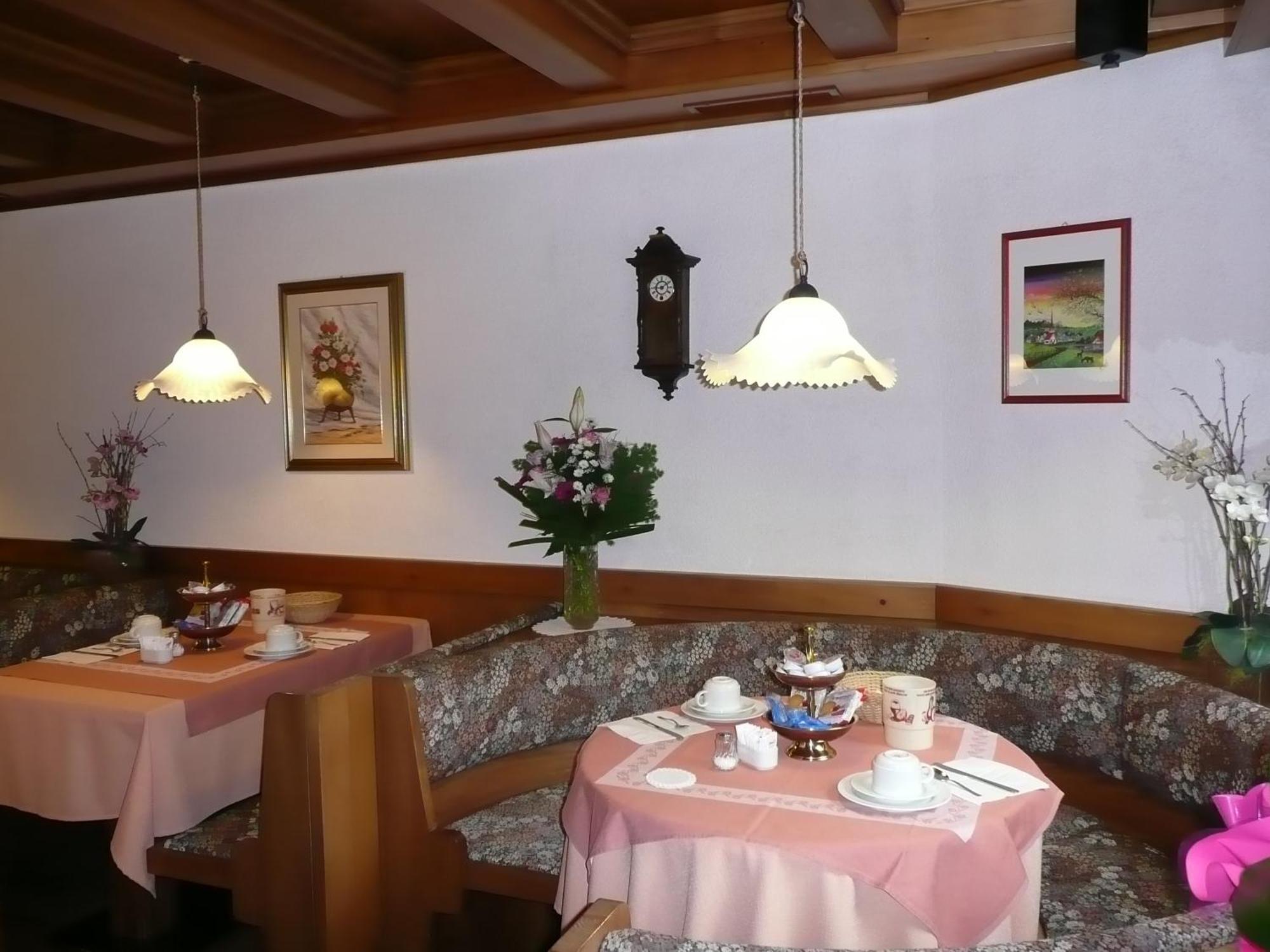 Hotel Garni Ai Serrai روكا بييتوري المظهر الخارجي الصورة